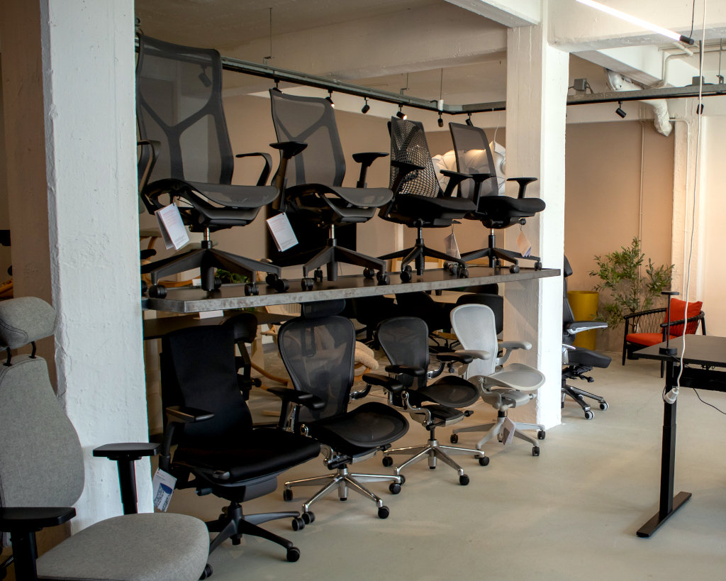 Onze professionele bureaustoelen staan voor je klaar om te testen